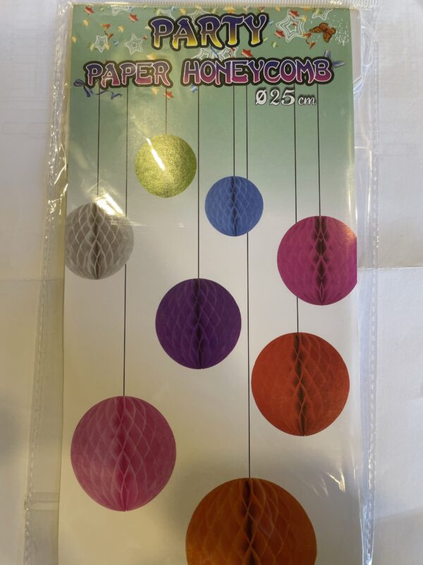 აქსესუარი ქაღალდის ჭაღი